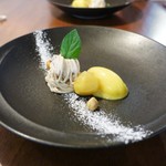 calme - 栗のクリームが舞い降りた白い山　季節のソルベを添えて