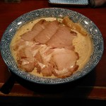 泡ﾆﾎﾞBLACK白湯