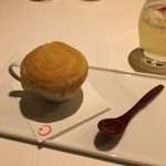 東郷 - ポルチーニ茸のパイ包みスープ。きちんと和だしです！