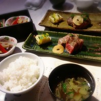 神戸牛 八坐和 阪急三宮店 - 