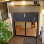 権正 - 外観（入り口）