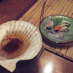 能登半島  郷土料理の宿 さんなみ - いしるの貝焼き