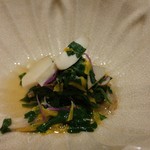 いち太 - 春菊と菊花のお浸し 松茸