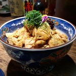 よね家 - とりわさ丼並の横姿