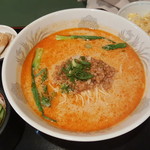 オーパスワン - ランチの坦々麺セット