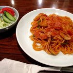 モナリザ - ナポリタン(サラダ付)！(2016,10/30)