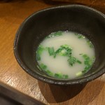 Kusuen - 水炊きのスープ　最初に飲んでと出されます