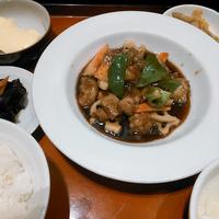 碧麗春 - 白身魚の甘酢あんかけ定食