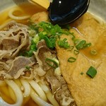 硯家 - 牛肉きつねうどん