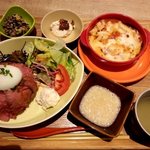 Wago Han To Kafe Chawan - 山芋とろとろロースト
                        ビーフごはんと海老グラタン！