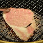 焼肉・ホルモンこそっと - 焼きしゃぶはさっと炙る