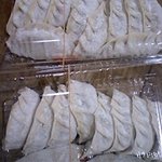 餃子専門 さかい食品 三ノ輪店 - 生餃子