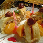 トラットリア ダ ナオシ - 今夜はお誕生日　デザートを盛り付けしました