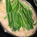 博多もつ鍋 やま中 - 味噌もつ鍋2人前