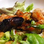 アジアン・ニューヨーク - 辛口のチリソースをババッとかけて