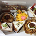 フレシュール - 大好きな栗、南瓜、ナッツのケーキがたくさん