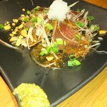 創作酒庵 彩蔵 南浦和 - 生成コース②品目…カツオのたたき絶妙薬味ダレ