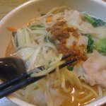 湯島天神町　ブタキムチラーメン - ブタキムチラーメン(650円→2010.11月オープン記念で100円)