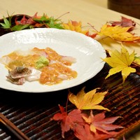 緒方 - 明石の鯛と昆布の森の雲丹
                  紅葉狩りを想いながら頂く