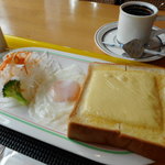 喫茶シーファイブ - チーズトーストセット　（コーヒー付き）550円
