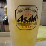 ラーメン 赤おに。 - 生ビール （ジョッキがバリバリに冷えています）