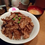 炭焼き豚丼 和とん - 