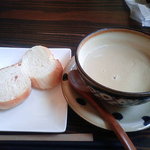 カーサ ノストラ ももや食堂 - スープ・パン