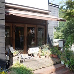 山鳩 - お店は鳩ノ巣駅から歩いてすぐ。