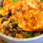 らーめん専門 和海 - ふわ玉丼（小）玉子1個追加Ver