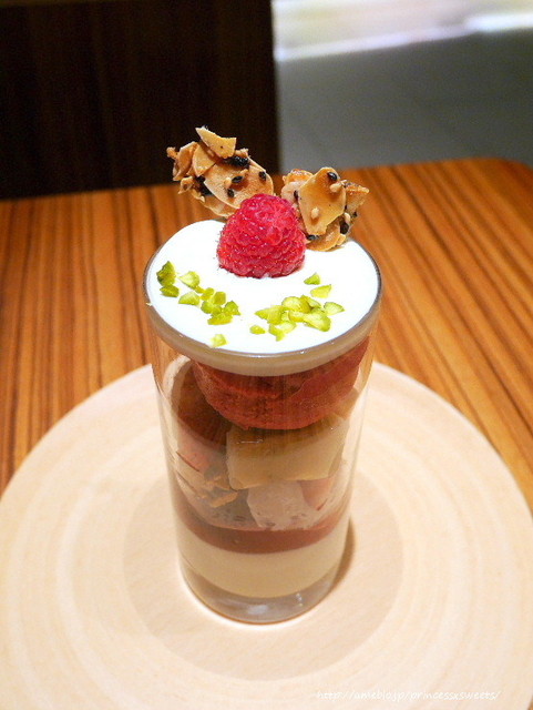 閉店 トラヤカフェ 表参道ヒルズ店 Toraya Cafe 表参道 カフェ 食べログ