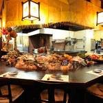 炉ばた庄屋 - カウンター席は、しゃもじでご提供いたいます！