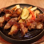 一肉十菜 - カットステーキ（180ｇ1,390円）