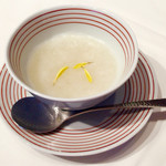 メゾン・ド・ユーロン - 長芋と菊花のとろみスープ