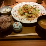 야요이켄 후쿠이 사바에점 - 「たっぷり野菜の肉野菜炒め定食」