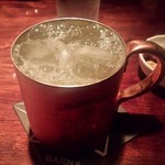 バー・バーンズ - レモンのカクテル