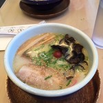 Hokkaido Ramen Santouka - 定番塩ラーメン