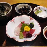 伊豆の旬 やんも 丸の内店 - 欲ばりランチ先付