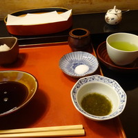天兼 - 美味しいお茶と、モズク酢