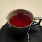 TACUBO - 水俣産の紅茶 on 有田焼