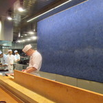 Kyoto Wakuden - 調理風景が見られるカウンター席で