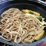 杜の駒どめ - お蕎麦を投入～！ぐつぐつ