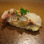 寿司つばさ - 伊佐木の炙り