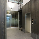 寿司つばさ - エレベーター