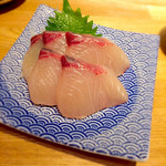 魚河岸酒場 FUKU浜金 - ブリ刺し