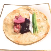 メゾン・ド・ユーロン - 鴨肉の甘味噌クレープ巻き