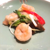 メゾン・ド・ユーロン - 海老と季節野菜の岩塩炒め
