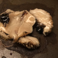日本料理 鳥羽別邸 華暦 - 鮑の酒盗石焼