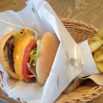 FRESHNESS BURGER - 