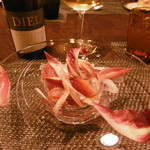 ル・ゴーシュ・セキ - 戻りガツオのサラダ、白グラス16.10