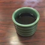 そば処 やぶ - 冷たい麦茶。
            うまし。